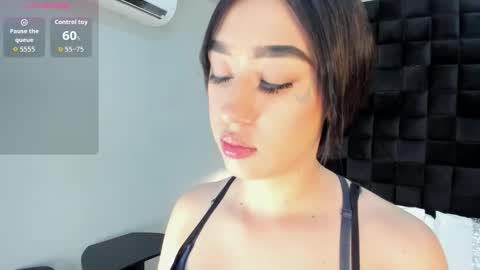 emily_clarkk_ online show from March 2026 08:26:02 PM