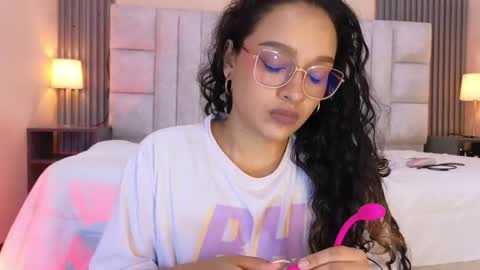 Snapshot of emily_foxyy chatting on June 2026 05:49:02 PM Emily online show from June 2026 05:49:02 PM