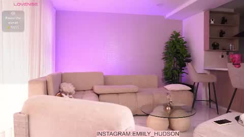 Snapshot of emily_huddson_ chatting on July 2026 08:13:01 PM independet model online show from July 2026 08:13:01 PM
