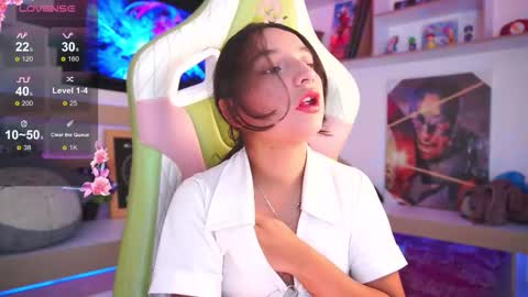 mily online show from February 2026 10:28:01 PM