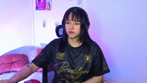 Emily Lindey online show from April 2026 03:54:02 AM