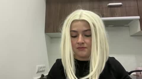emily_morning_dew online show from April 2026 09:05:01 AM