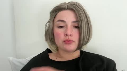 emily_morning_dew online show from April 2026 06:38:02 AM