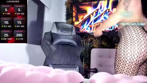 emily_palmeer online show from July 2026 09:23:02 AM