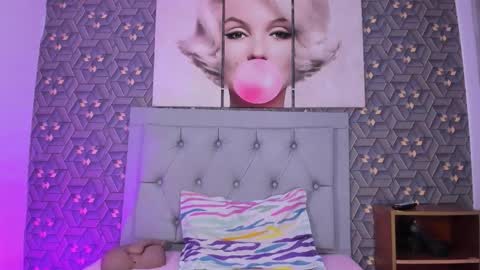 Emily online show from March 2026 02:04:01 AM