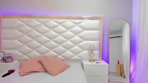 Sweet Emily online show from March 2026 09:52:01 PM