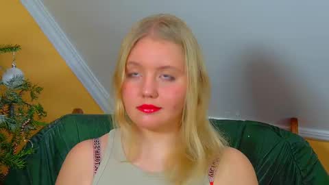 Emily online show from December 2025 06:31:01 AM