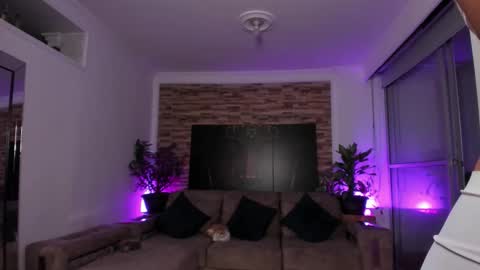 emily online show from October 2025 11:39:01 PM