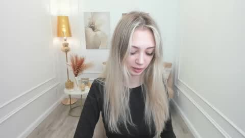 Emily online show from March 2026 07:41:02 PM