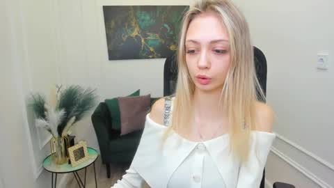 Emily online show from April 2026 03:38:01 AM