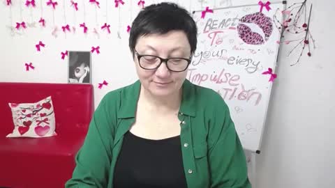 Emily online show from March 2026 06:19:01 AM