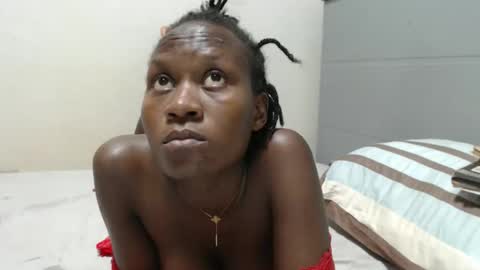 Emilly online show from April 2026 10:33:01 PM