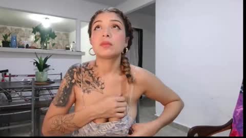 emma______1996 online show from February 2026 05:59:02 AM