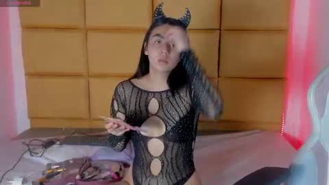 Snapshot of emma__js_ chatting on June 2026 02:30:02 PM emma__js_ online show from June 2026 02:30:02 PM