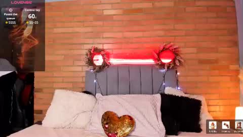 Hey Im EmmaHelp me reach 100 likes online show from July 2026 07:05:02 PM