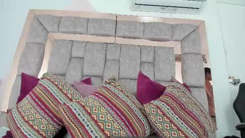 Emma Castillo online show from June 2026 08:44:02 PM