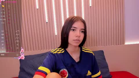 Snapshot of emma_doll7 chatting on June 2026 08:51:01 PM E online show from June 2026 08:51:01 PM