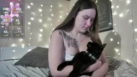 emma_just online show from April 2026 07:17:01 AM