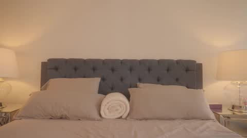 emma_lu1 online show from February 2025 03:18:02 PM