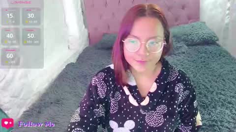 Snapshot of emma_luna1986 chatting on January 2025 05:19:01 AM Emma online show from January 2025 05:19:01 AM