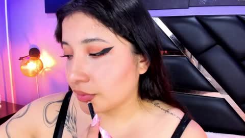 Snapshot of emma_monserratt chatting on June 2026 11:25:02 AM Emma Monserratt online show from June 2026 11:25:02 AM