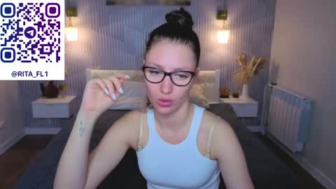 Emma Myer online show from April 2026 02:26:02 AM