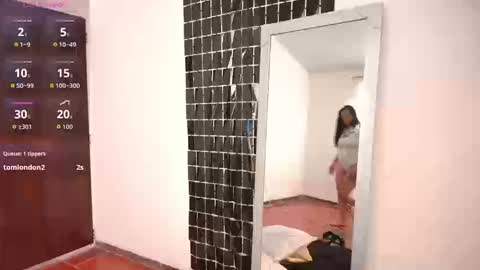 Emma Sanz online show from March 2026 01:18:01 PM