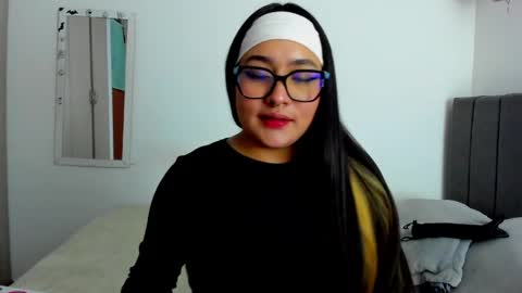 Emma online show from April 2026 01:34:01 AM
