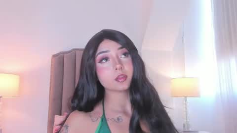 Snapshot of emma_torres__ chatting on July 2026 12:31:01 PM Ema online show from July 2026 12:31:01 PM