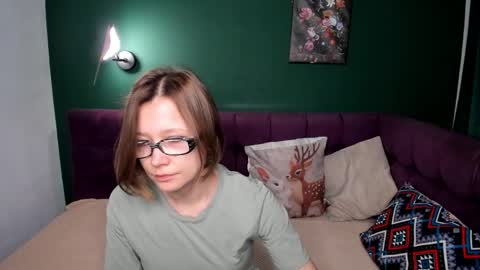 Emma 3 online show from April 2026 01:37:02 AM