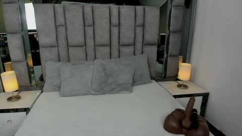 EMMA HILL online show from April 2026 11:02:01 AM