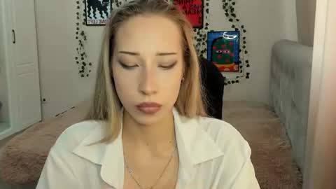 Emma online show from July 2026 12:20:02 PM