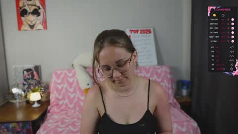 Mia online show from May 2026 05:32:02 PM