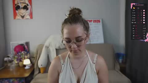 Mia online show from July 2026 01:51:01 PM