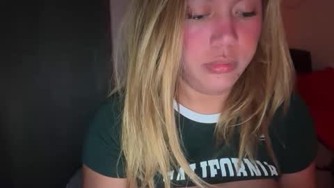 YourDreamGirl Emma  online show from April 2026 12:41:01 PM