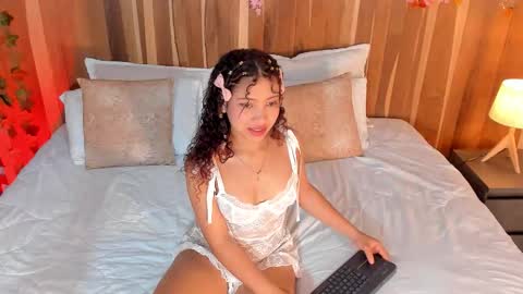 EMMAWILIAMS online show from February 2026 12:22:02 PM