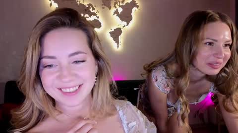 Snapshot of emmi_rosee chatting on January 2026 01:49:01 PM Miss Emmi online show from January 2026 01:49:01 PM