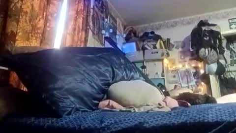 Snapshot of emoney8269 chatting on March 2026 12:52:02 PM emoney8269 online show from March 2026 12:52:02 PM