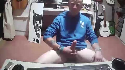 empirikal1 online show from April 2026 06:50:01 PM