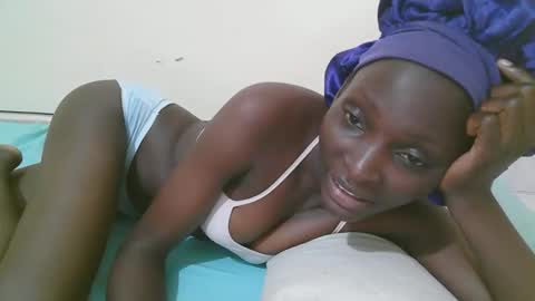 empress_ivy1 online show from April 2026 06:32:02 PM