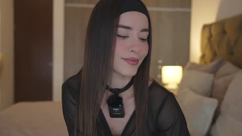 Snapshot of emyii chatting on January 2025 07:18:01 PM Eimi3 online show from January 2025 07:18:01 PM