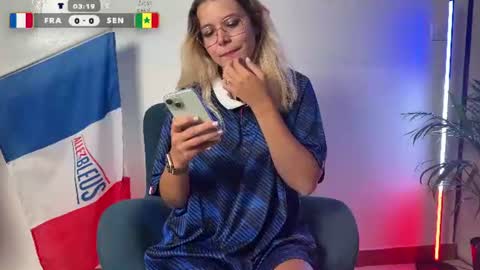 EmyLana online show from June 2026 07:05:01 PM