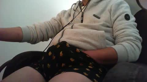 endearment115 online show from December 2024 10:10:01 PM