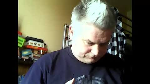 englishguysurrey online show from April 2026 06:10:01 PM