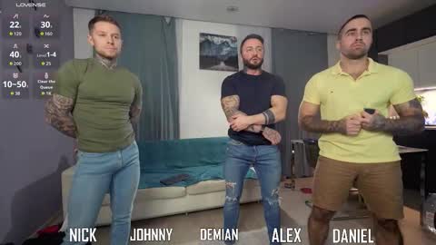 Johnny online show from October 2025 03:34:01 PM