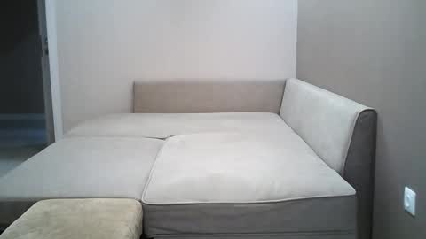 betty online show from April 2026 08:06:01 AM