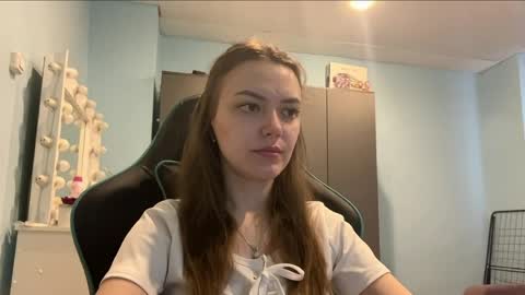 Lily online show from April 2026 01:09:02 AM