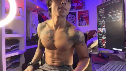 Tht BOSS Eren online show from March 2026 12:00:02 AM