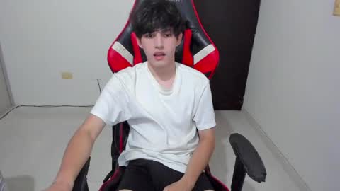 eren_tatakae online show from April 2026 02:28:02 AM