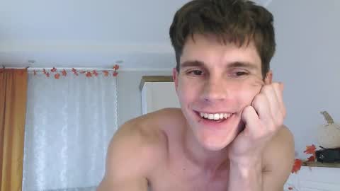 Eric Crush online show from October 2025 04:21:01 AM